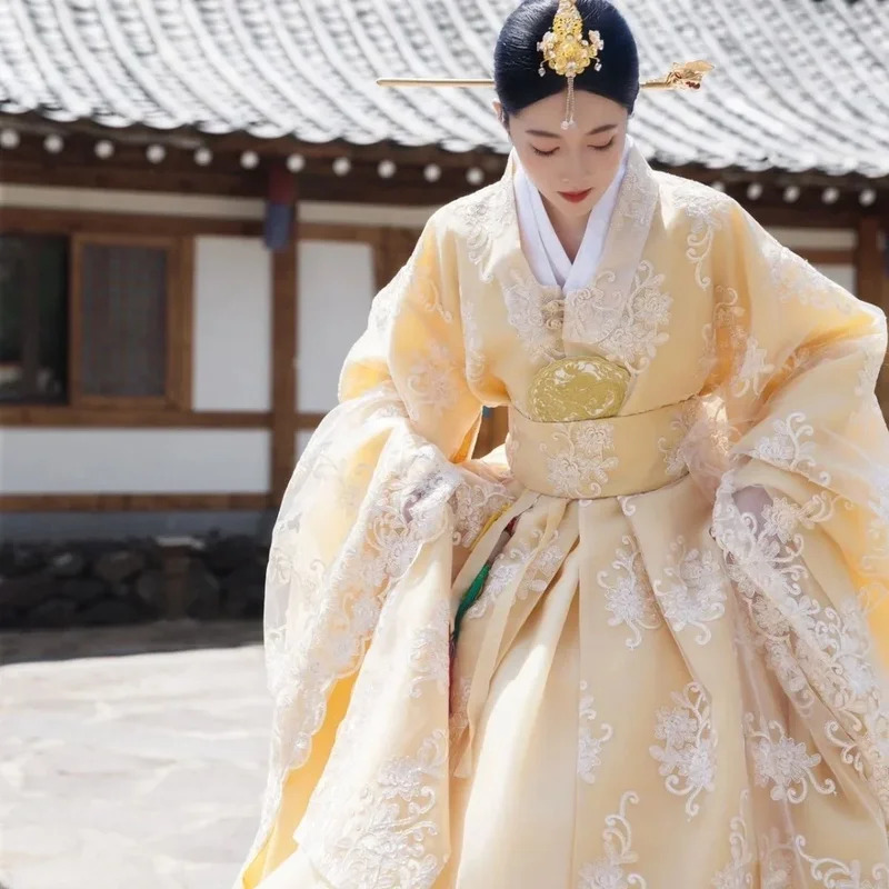 Иглая корейская одежда, женски – обзор и цена Hanbok Modern Set